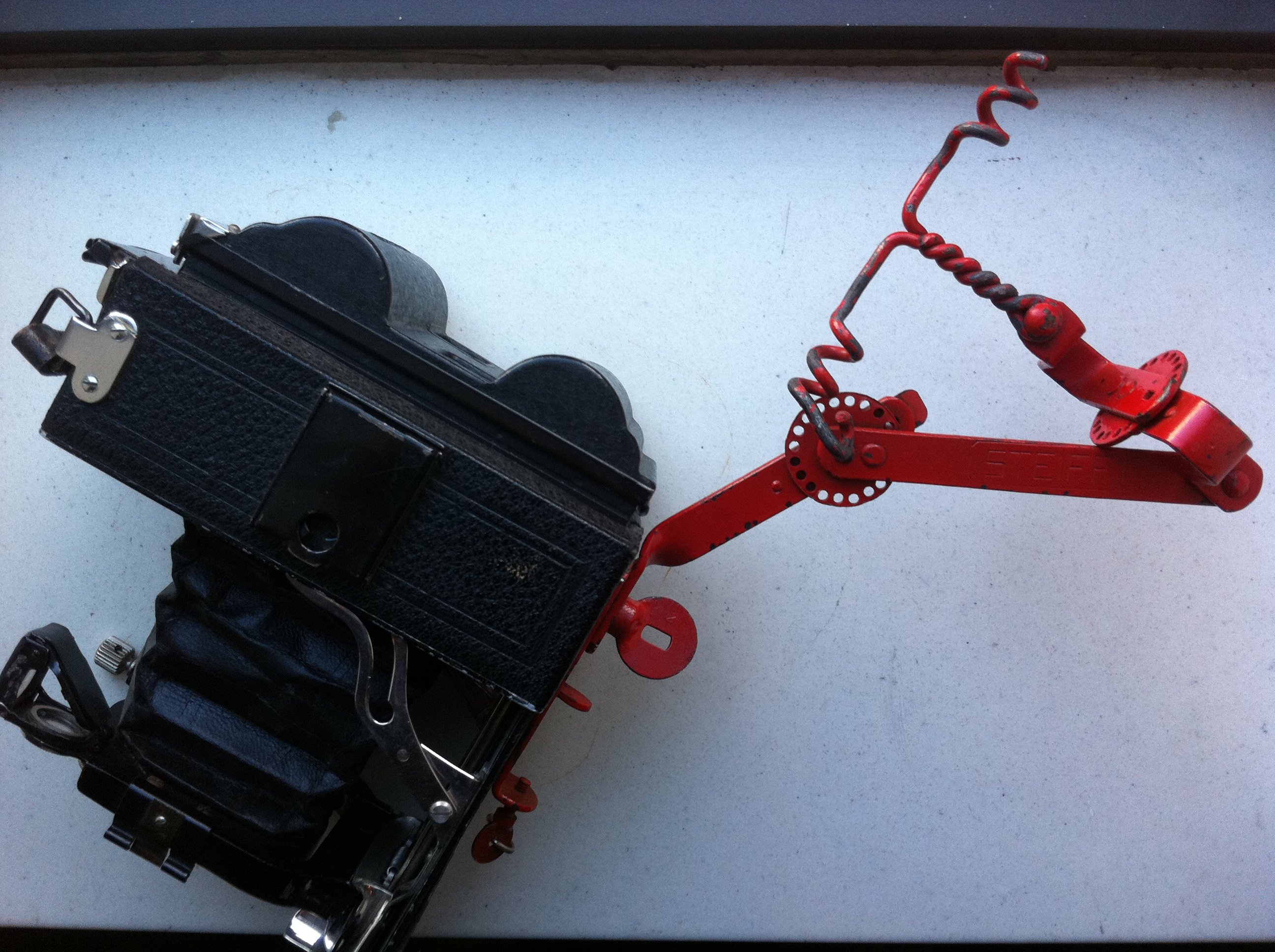A kite accessory: Steiff Aerial Camera Rig